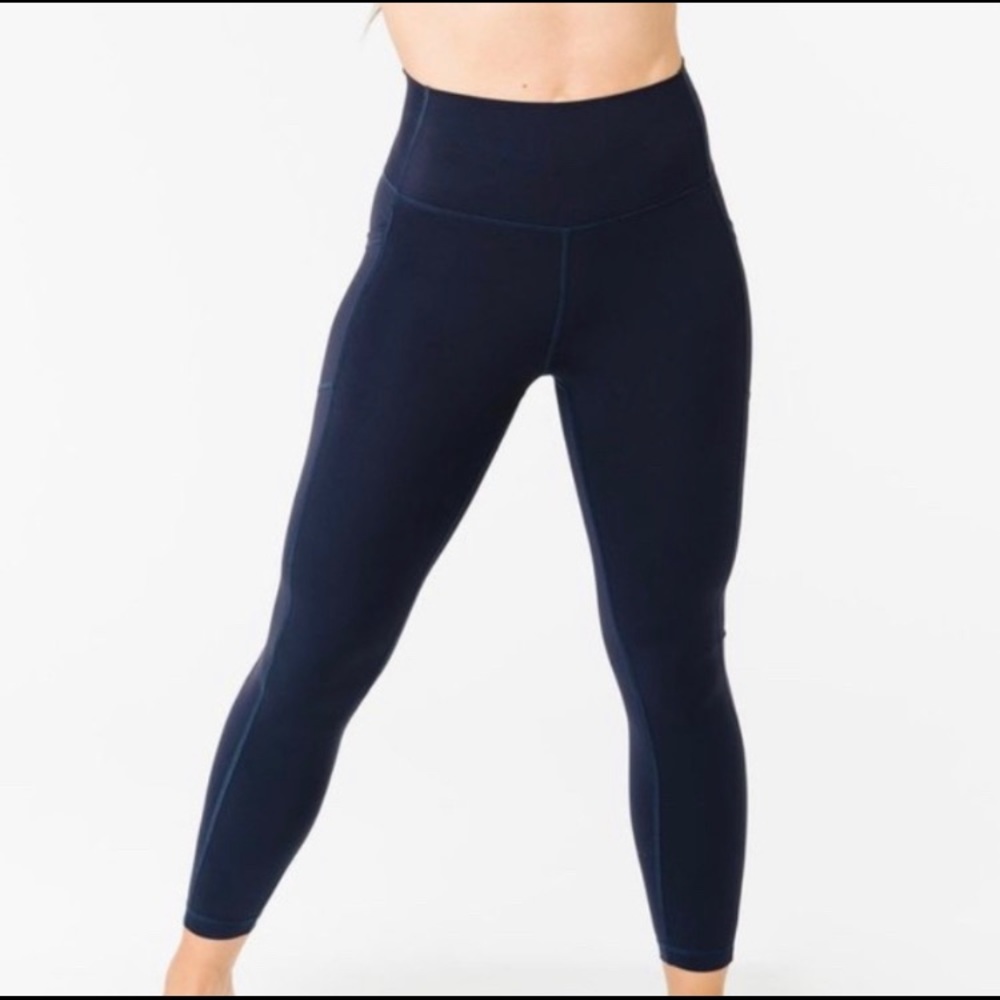 ZYIA ACTIVE Navy Brilliant Pocket High Rise 7/8 Leggings- Size 8-10 Large